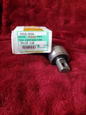 TCM Roller side Bearing Ball Integral Shaft 22018-30304 New in Box